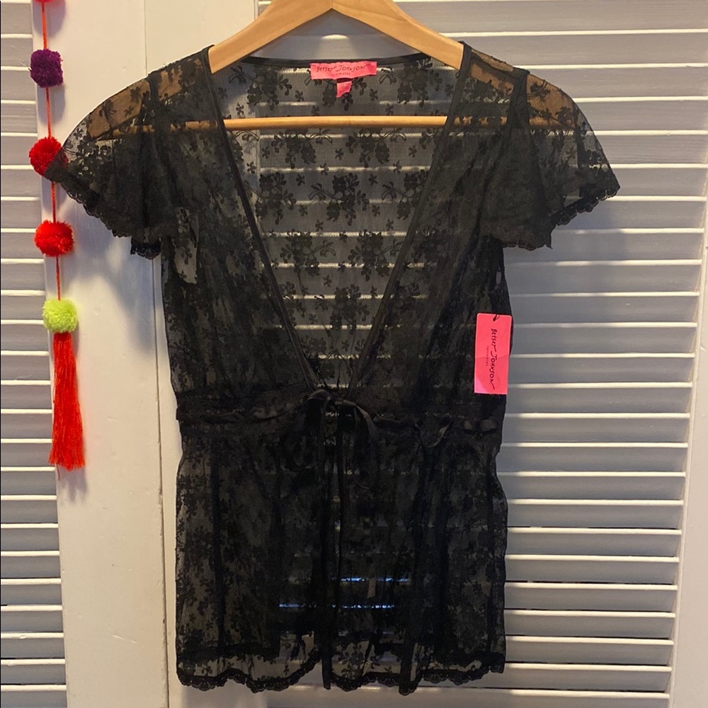 NWT Betsy Johnson Black Floral Lace Top